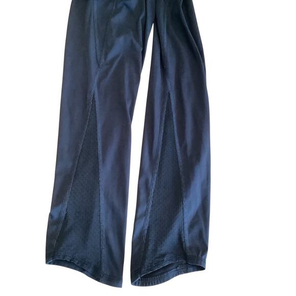 MANDUKA 2 PC BLACK ACTIVEWEAR SET WRAP BAND SPORT BRA S BOTTOM M - Picture 7 of 12